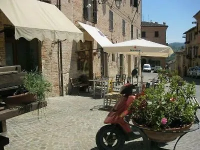 Casa Roni Διαμέρισμα Sarnano